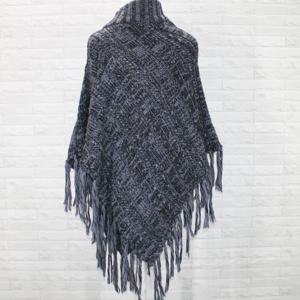 Poncho Knit Fringe Diagonal Cable Knit Stripe Warm Fringe Black Gray One Size - Picture 4 of 14